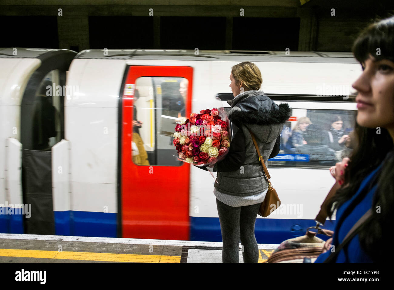 Acton Town La stazione della metropolitana di Londra, Regno Unito Foto Stock