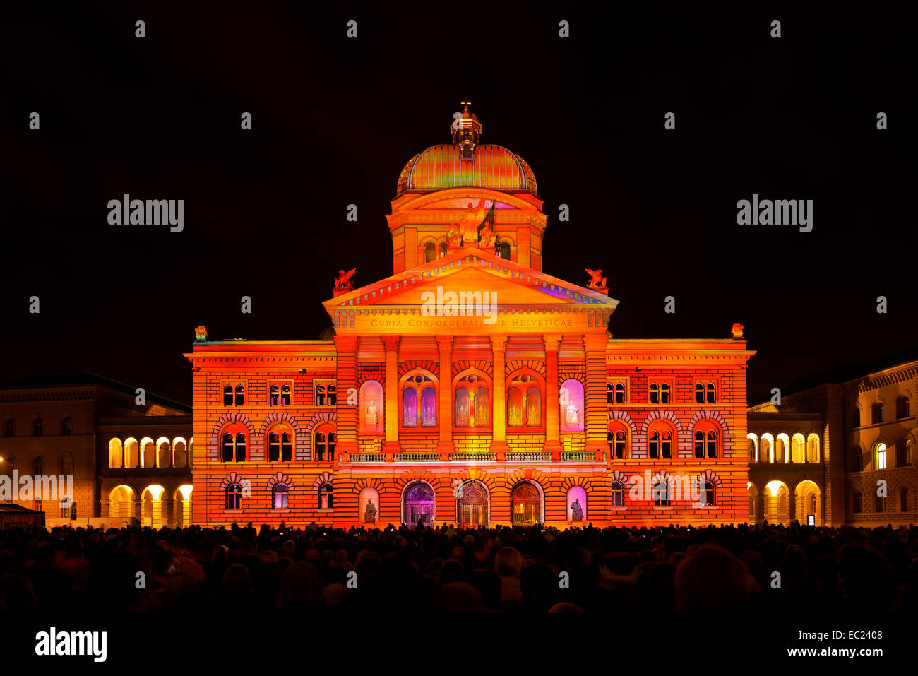 Rendez-vous Bundesplatz, luce installazione presso il Palazzo federale della Svizzera, Bundesplatz, Patrimonio Mondiale dell UNESCO Foto Stock