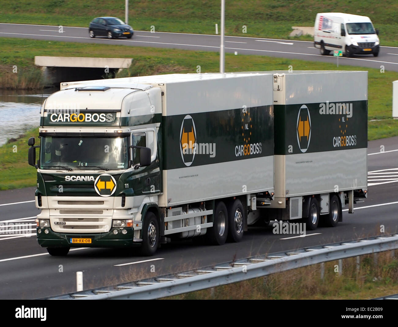 SCANIA R420, CargoBoss Foto Stock