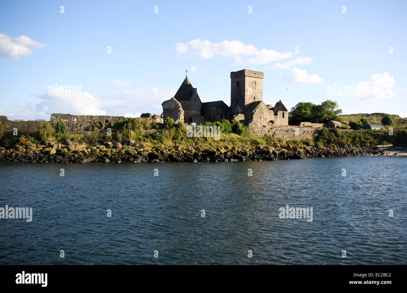 Inchcolm Abbey e isola di Firth of Forth Foto Stock