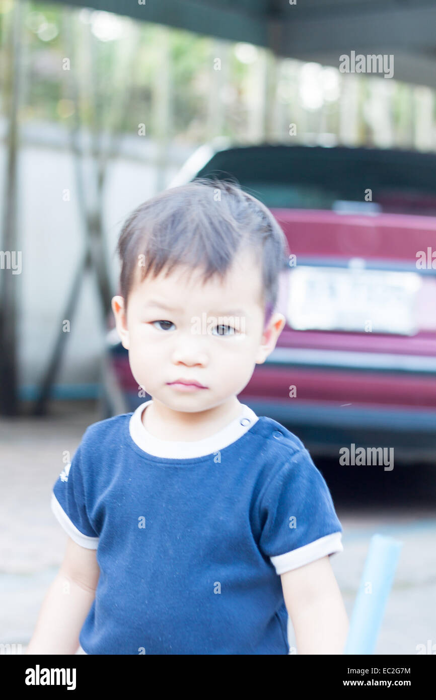 Little Boy asiatici guardare fotocamera , stock photo Foto Stock