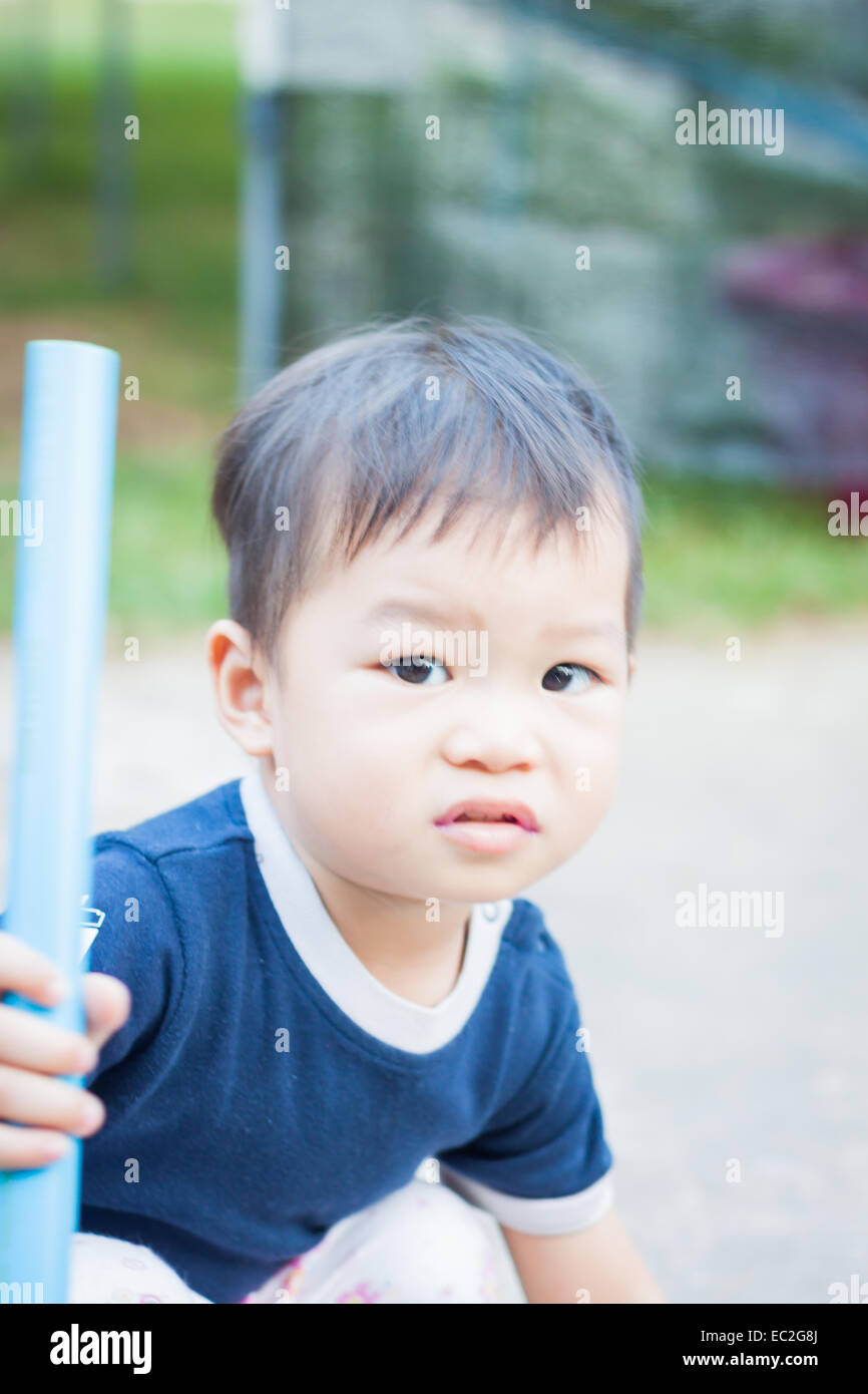 Little Boy asiatici guardare fotocamera , stock photo Foto Stock