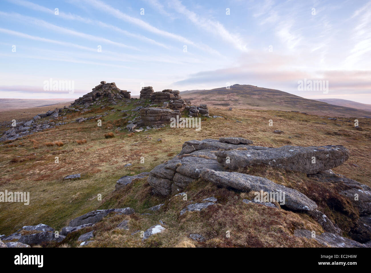 Sunset West Mill Tor Parco Nazionale di Dartmoor Devon UK Foto Stock