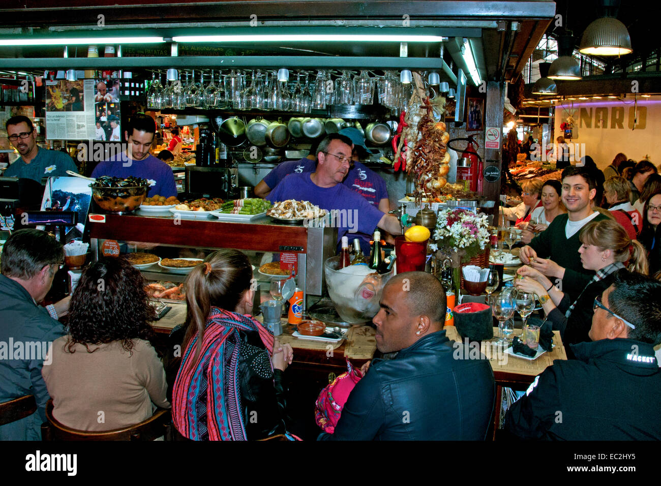 El Quim de la Boqueria Ristorante La Ramblas - Il Mercat de Sant Josep de la Boqueria mercato alimentare ristorante Barcelona Spagna Foto Stock