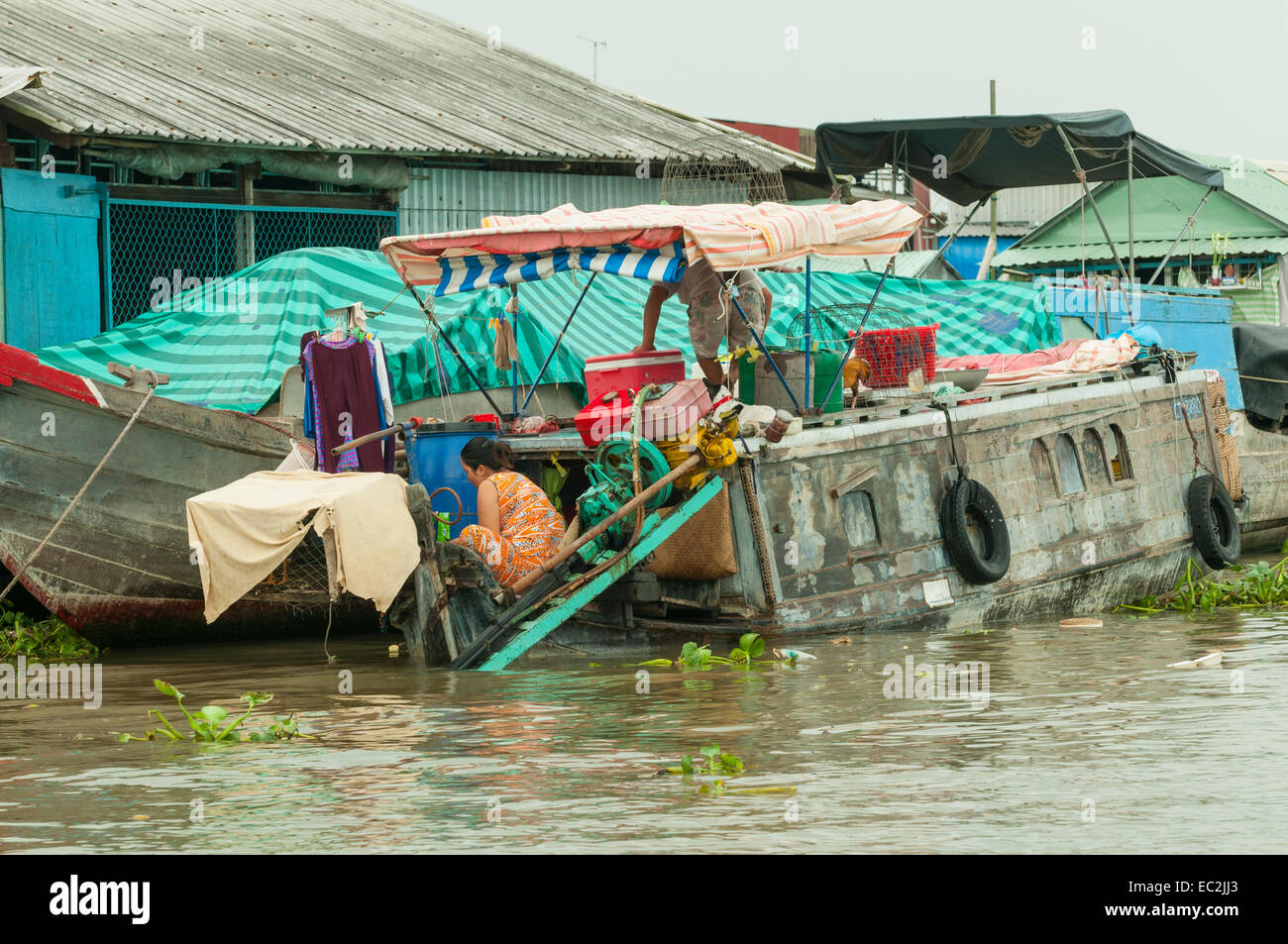 Vivere sul fiume Mekong, Cai Rang, Vietnam Foto Stock