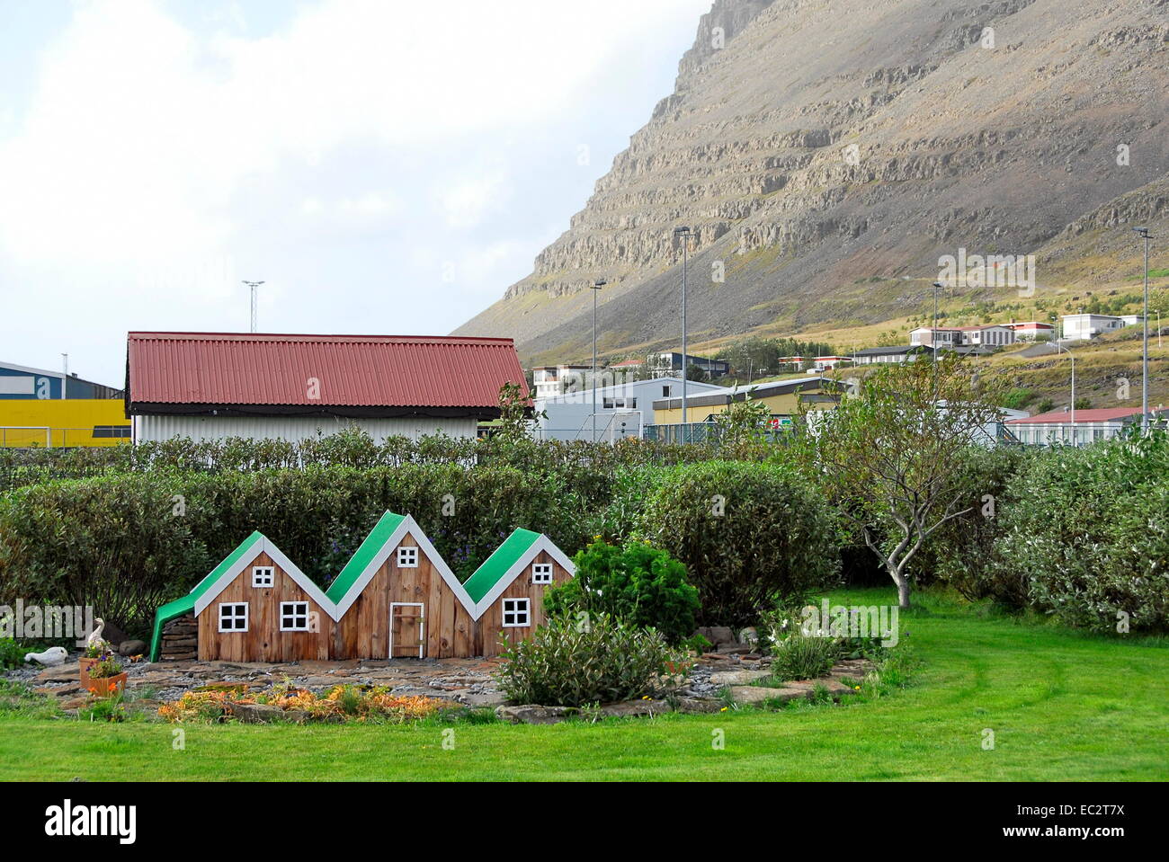 La città di Patreksfjordur in Westfjords, Islanda Foto Stock