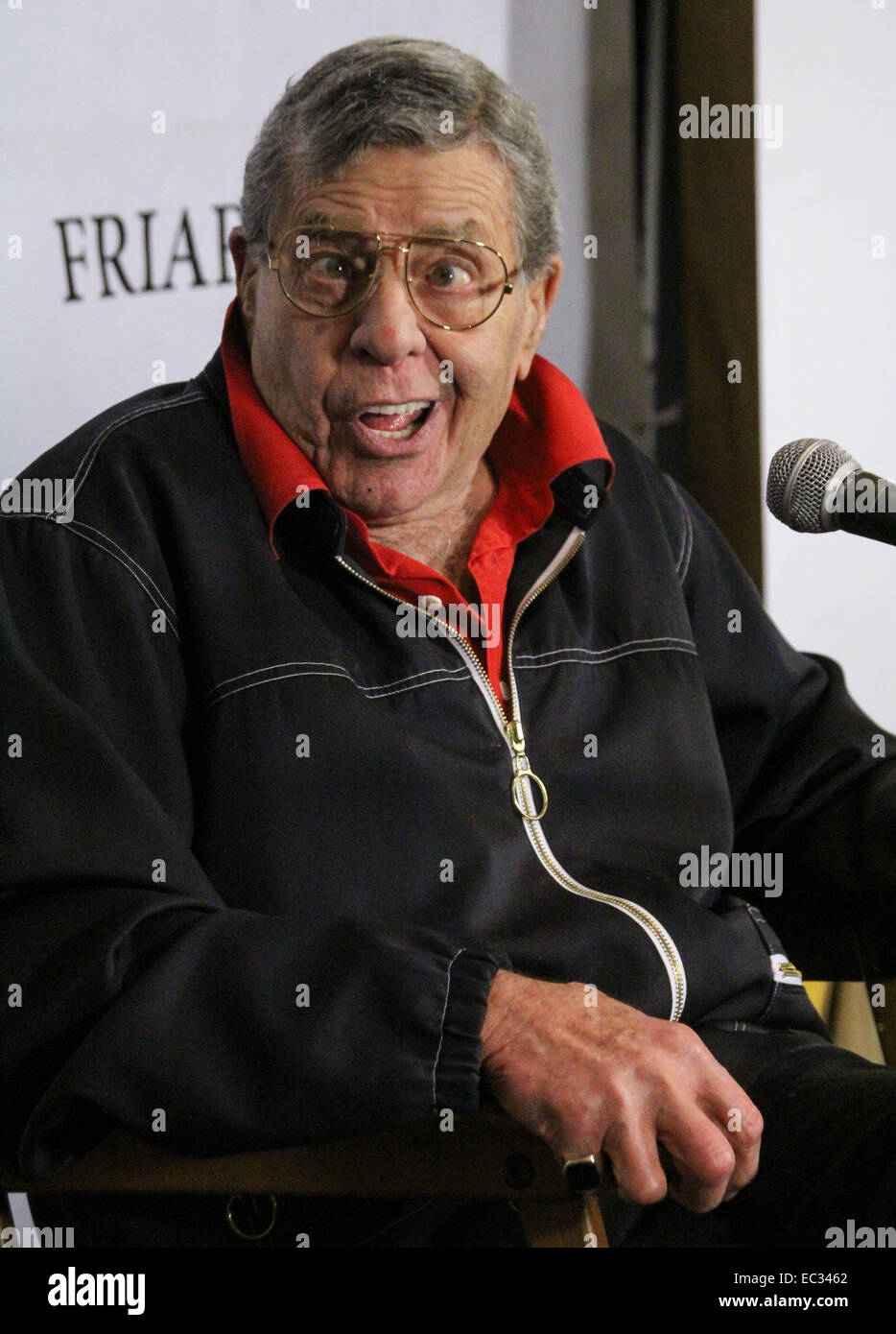 Jerry Lewis assiste i frati Club celebrazione di Jerry Lewis e il cinquantesimo anniversario della 'Il professore matto" a New York Frati Club con: Jerry Lewis dove: New York, Stati Uniti quando: 05 Jun 2014 Foto Stock