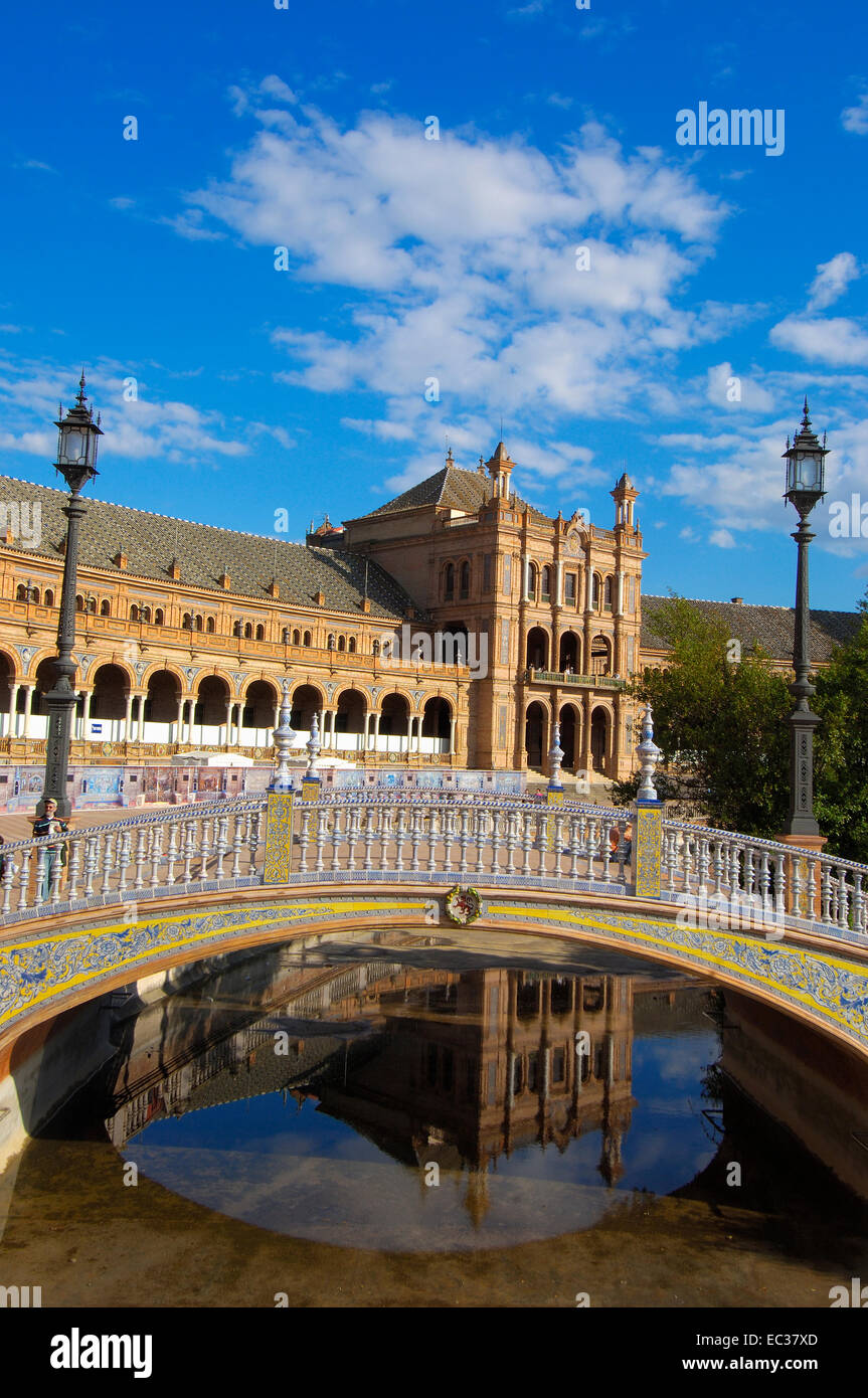 Plaza de España nel Parco di Maria Luisa, Siviglia, Andalusia, Spagna, Europa Foto Stock