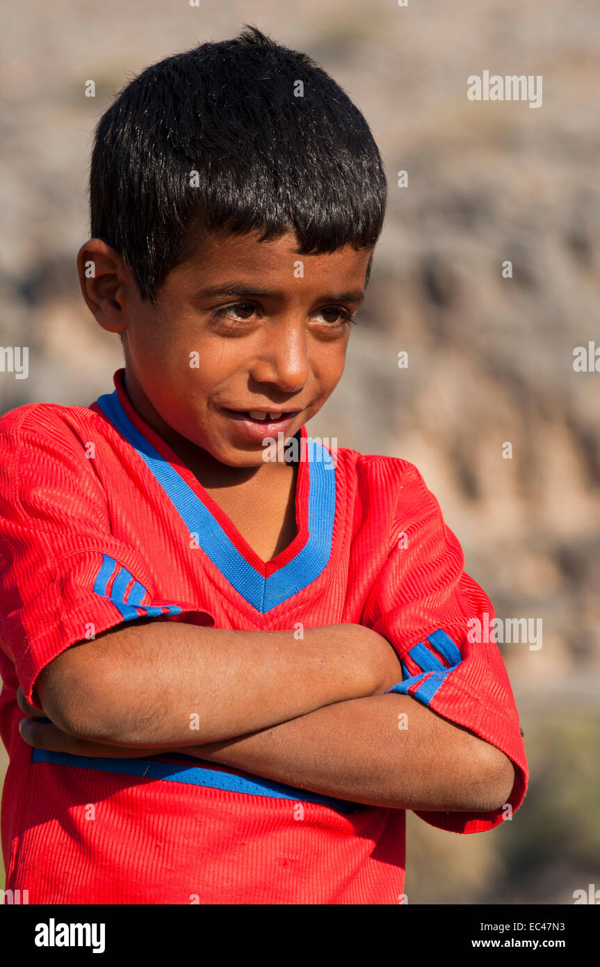 Ritratto di un 7 anno di old boy, Al Ayn, Sultanato di Oman Foto Stock