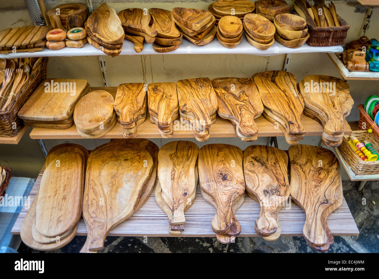Il taglio di pannelli di legno d'olivo Korfu Old Town Foto Stock