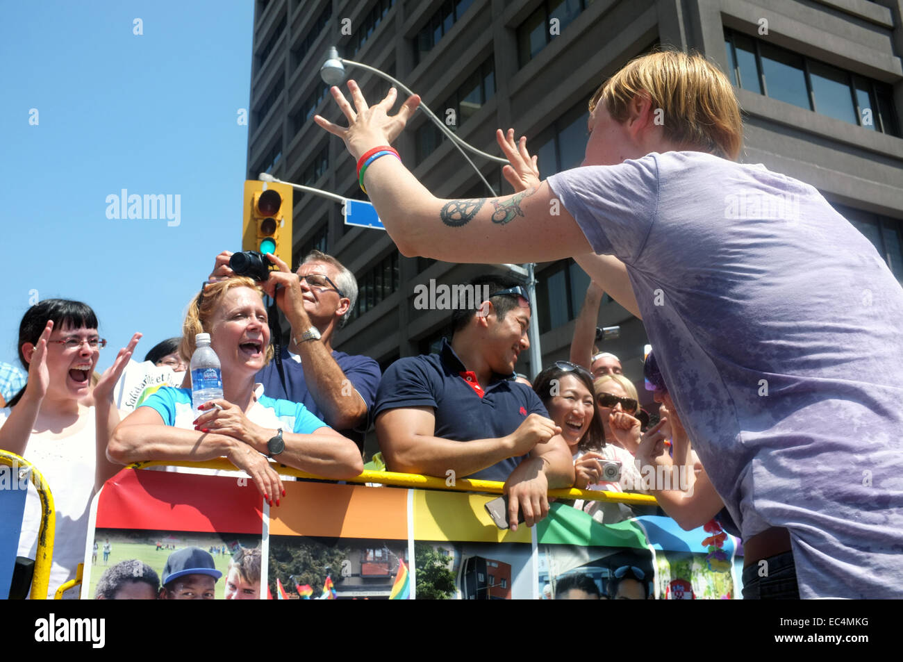 Folle allegria al 2014 World Pride a Toronto. Foto Stock
