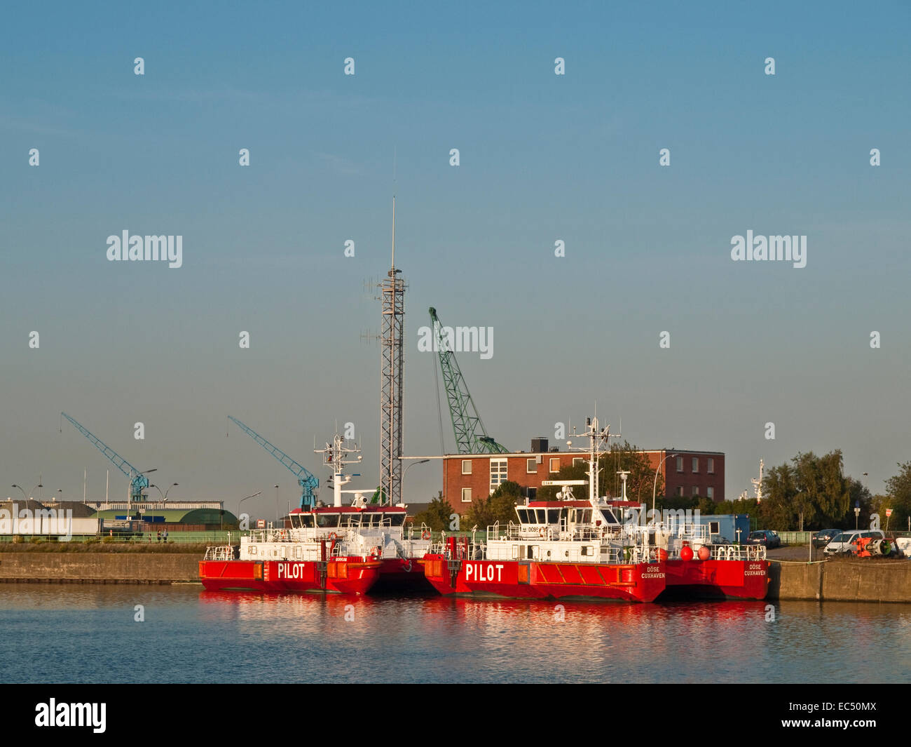 Barche pilota a Cuxhaven, Bassa Sassonia, Germania Foto Stock