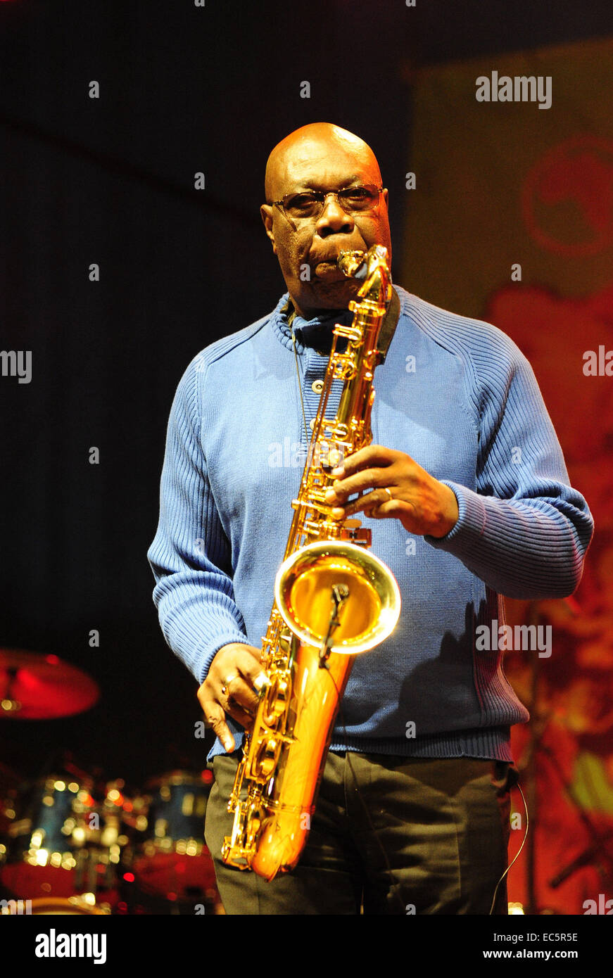 Manu Dibango in concerto Foto Stock