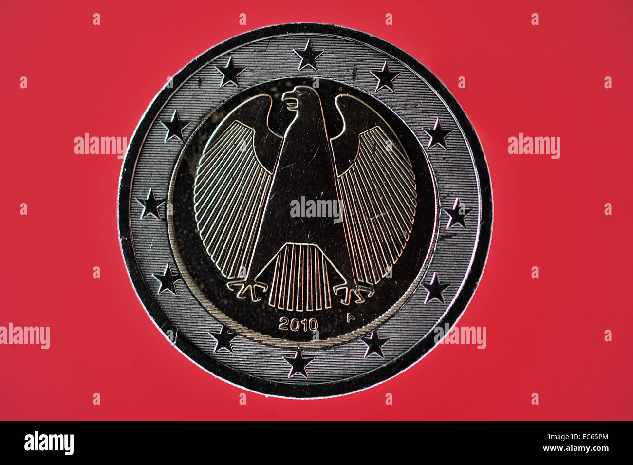 Il tedesco aquila federale su una moneta da 2 euro, fotografato sabato 31.03.2012 Foto Stock