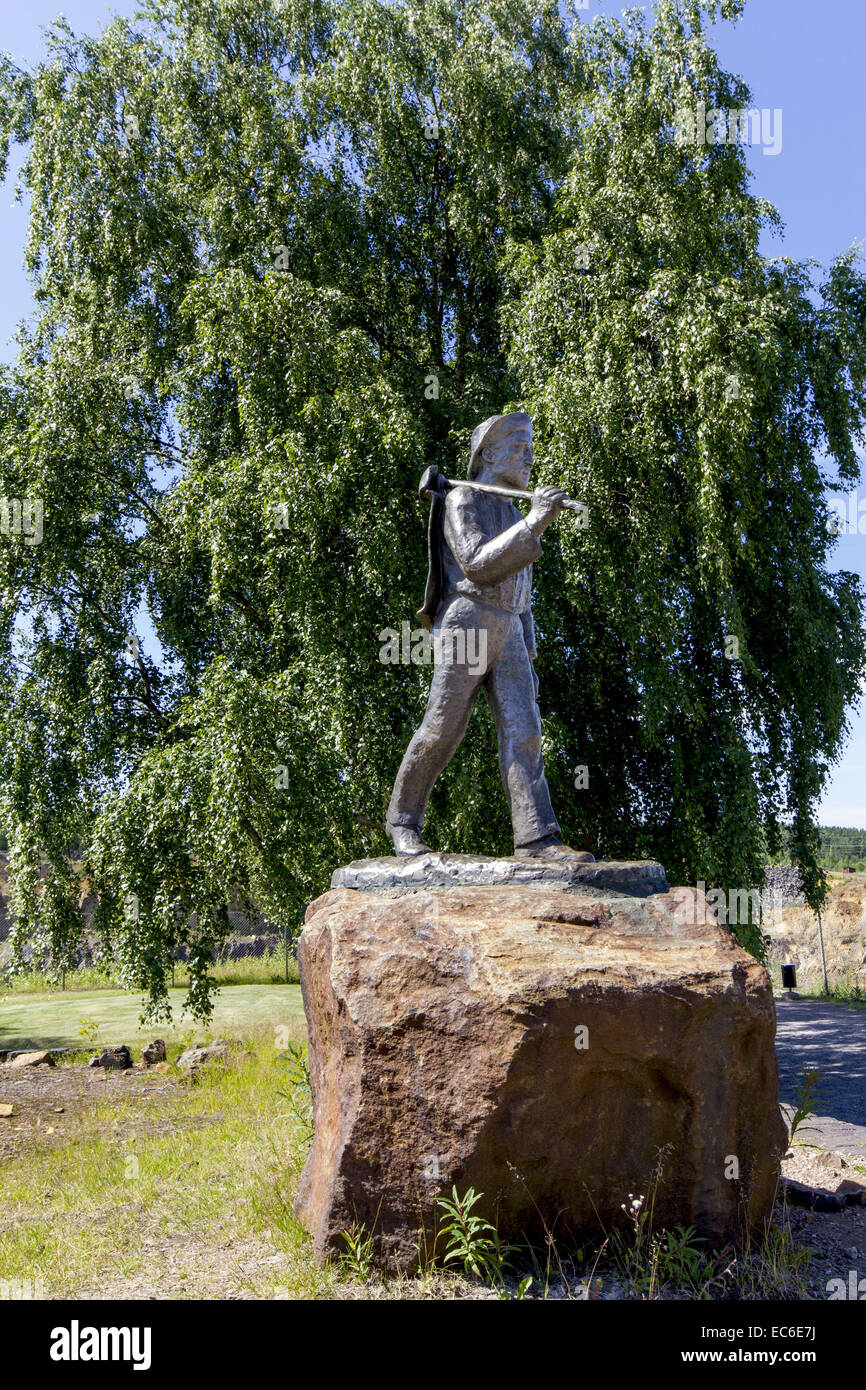 Monumento ai minatori della storica miniera di rame di Falun Falu gruva Foto Stock