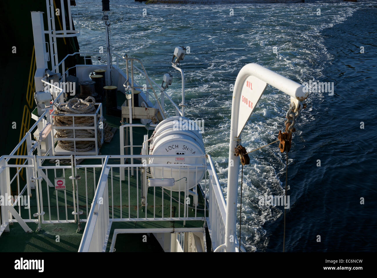 A poppa, portside, Caledonian MacBrayne traghetto "Loch Shira'. Foto Stock