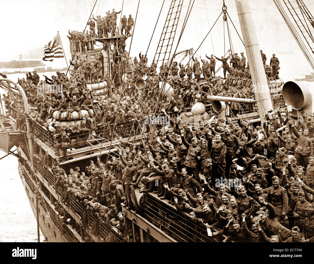 Tornando i soldati a Agamennone. Hoboken, N.J. Truppe provenienti dalla Francia, circa 1919 Foto Stock