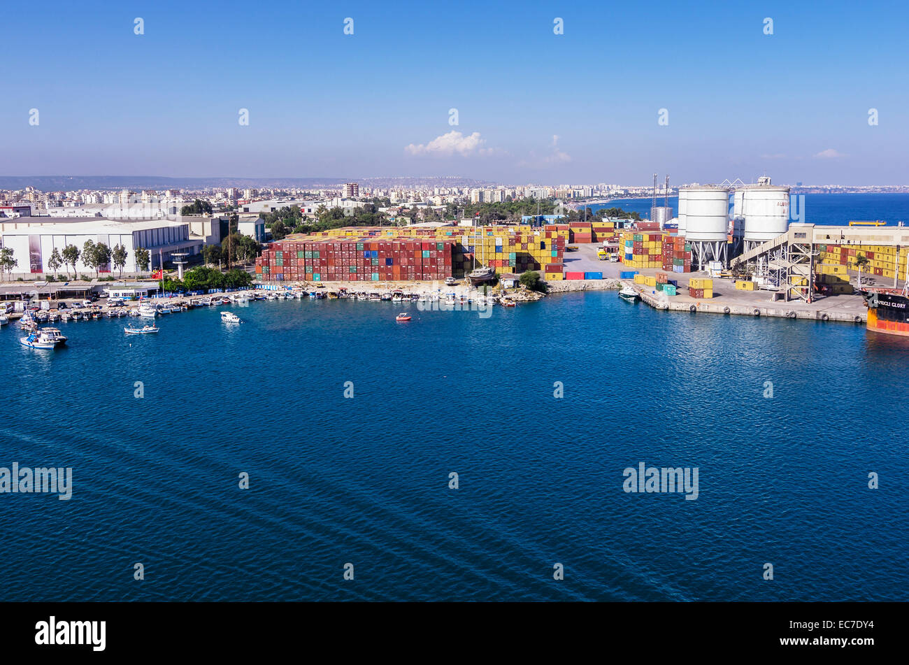 La Turchia, il Medio Oriente, Antalya, porto di contenitore Foto Stock
