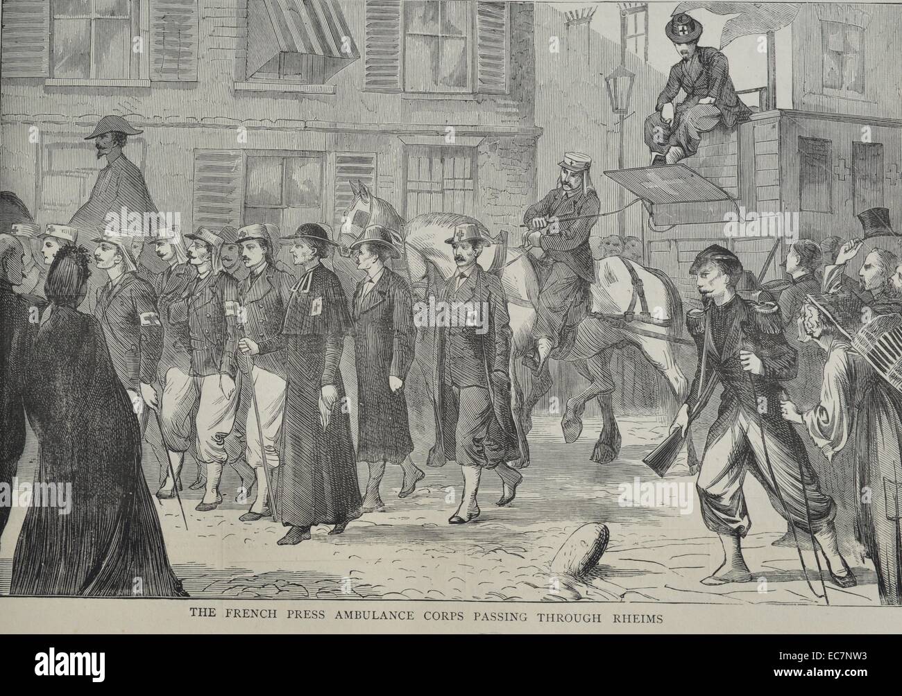 Incisione raffigura la stampa francese ambulance corps passando attraverso di Reims. Datata 1870 Foto Stock