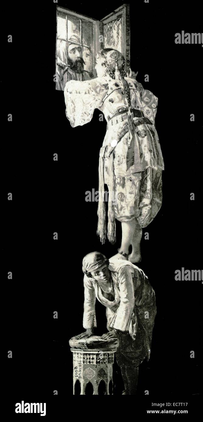La vie du Harem da Tancrede Dunmas 1889; fotografia. Donna in piedi sul retro di un'altra donna; al fine di raggiungere la finestra per parlare ad un uomo Foto Stock