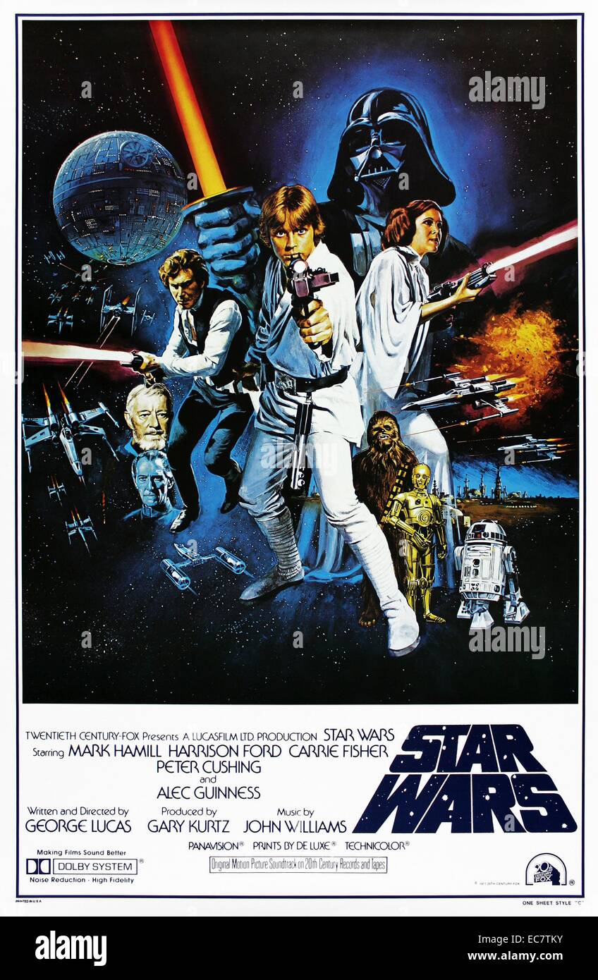 Star Wars (più tardi retitled Star Wars Episodio IV: Una nuova speranza) è un 1977 American epic opera dello spazio film scritto e diretto da George Lucas. Il film stelle Mark Hamill, Harrison Ford, Carrie Fisher, Peter Cushing e Alec Guinness. È il terzo più alto per estrapolazione film in tutto il mondo quando le figure sono regolati al moderno-giorno inflazione. Foto Stock