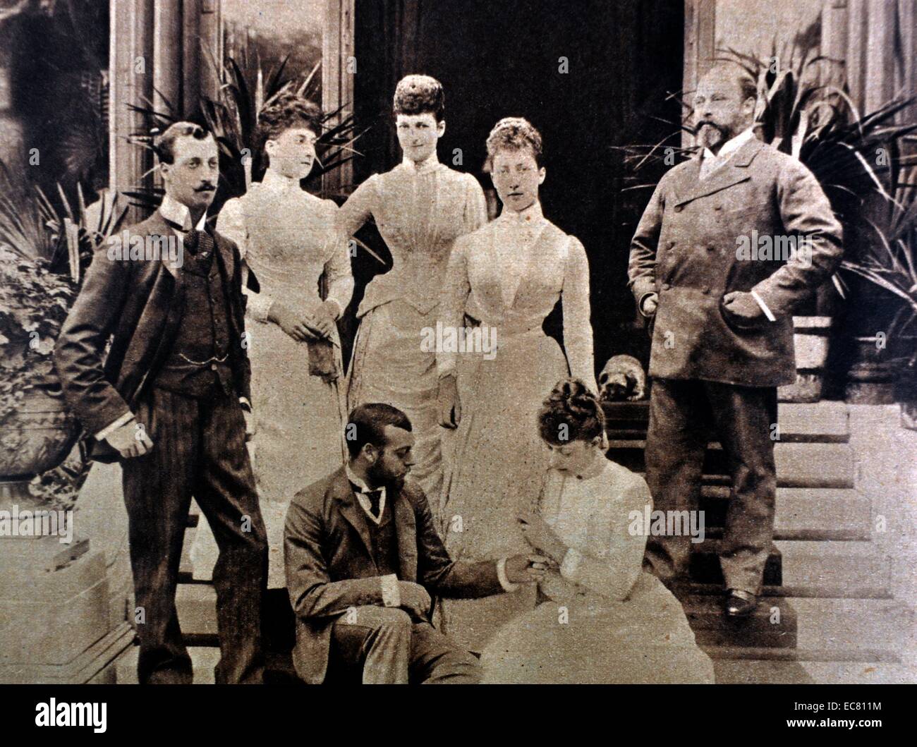 Fotografia del Principe e della Principessa di Galles e la loro famiglia. Prese al momento quando il re Edoardo VII era principe di Galles. Datata 1891 Foto Stock