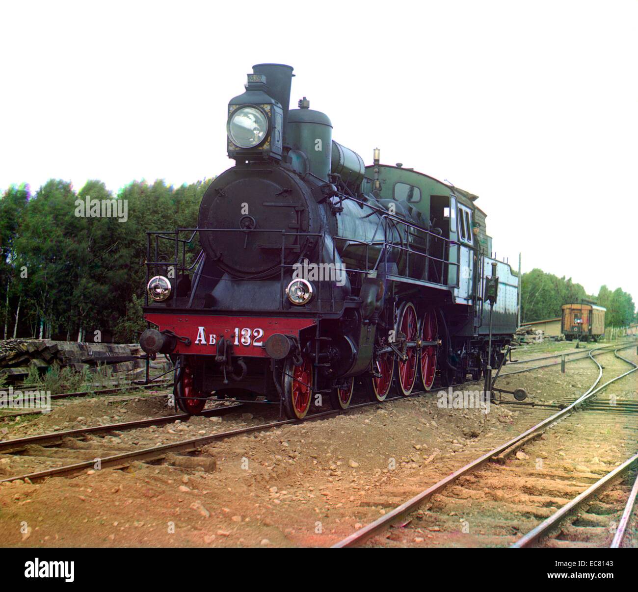 Fotografia di un treno russo. Fotografata da Sergei Mikhailovich Prokudin-Gorskii (Sergei Prokudin-Gorskii) (1863-1944) Russo chimico e fotografo. Egli è meglio conosciuto per il suo lavoro pionieristico nella fotografia a colori dei primi anni del XX secolo la Russia. Datata 1904 Foto Stock