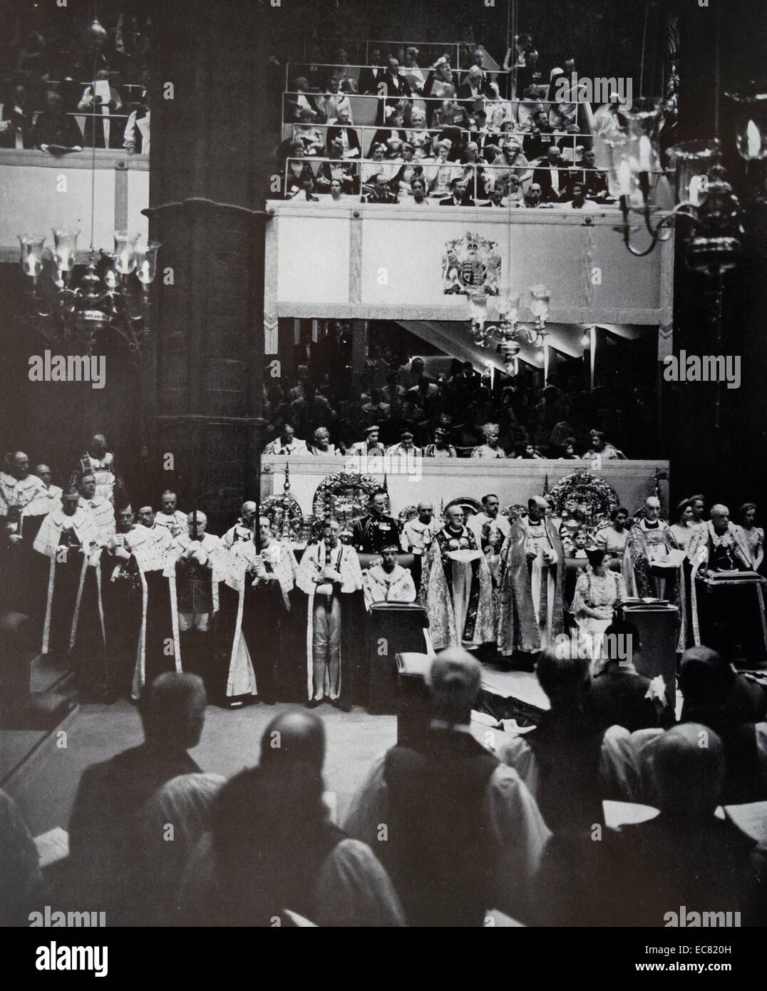 Incoronazione del re George VI di Gran Bretagna presso Westminster Abbey 1937. La regina Elisabetta, la Regina Maria e la principessa (Più tardi la Regina Elisabetta II), a guardare. Foto Stock