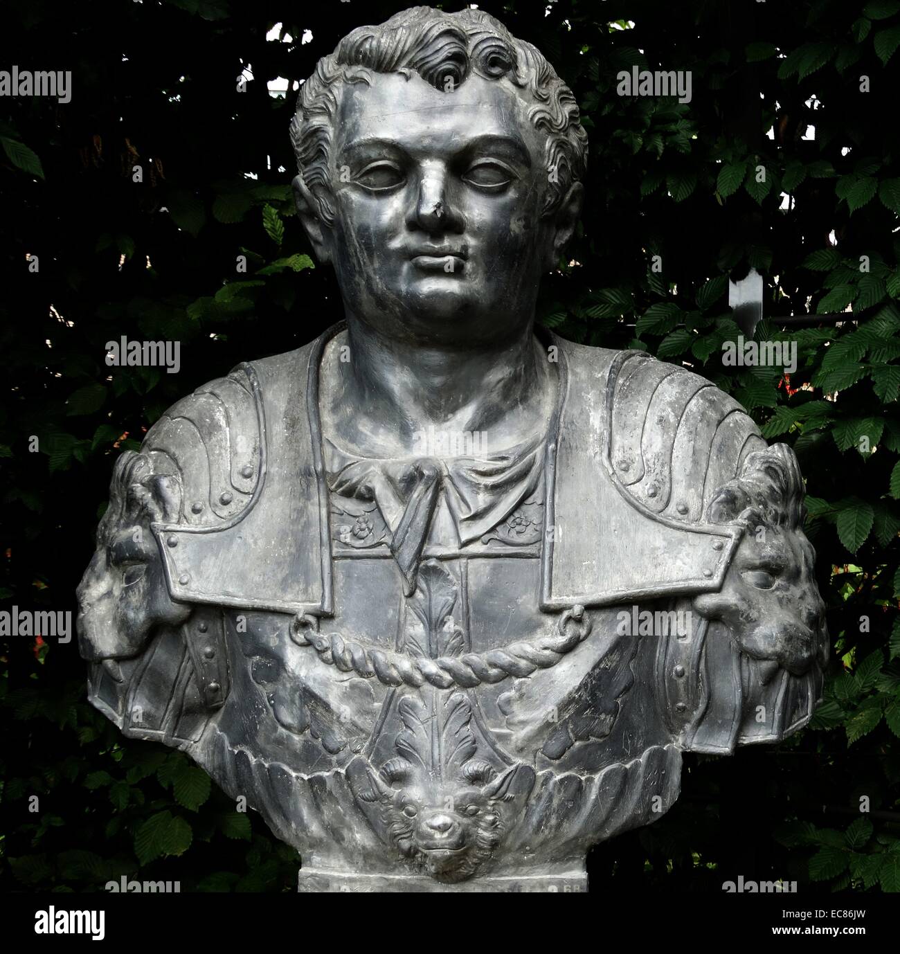 Ritratto di piombo di imperatore romano Gaio Giulio Cesare germanico. Creato da Bartholomeus Eggers (1637-1692), scultore olandese. Risalenti al XVII secolo Foto Stock