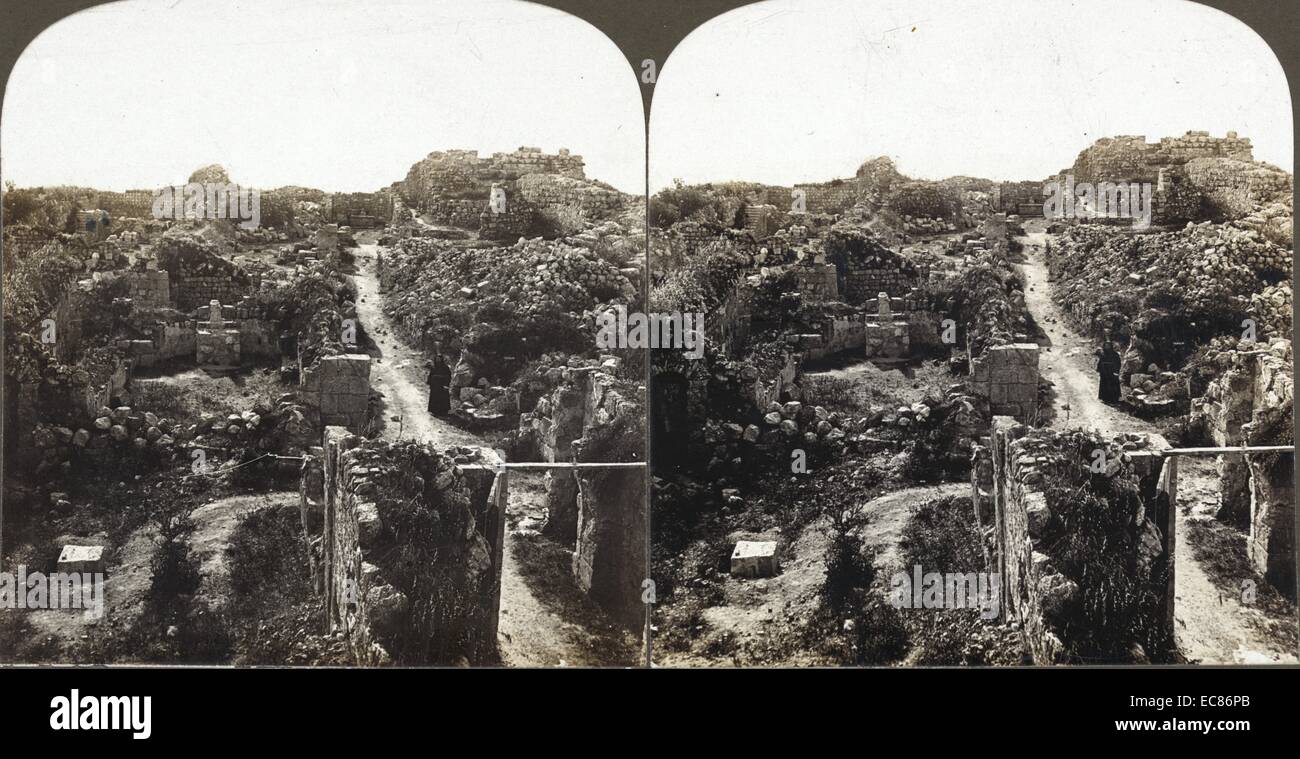 Fotografia di Crusader resti sul monte Tabor, in Bassa Galilea, Israele. Datata 1909 Foto Stock