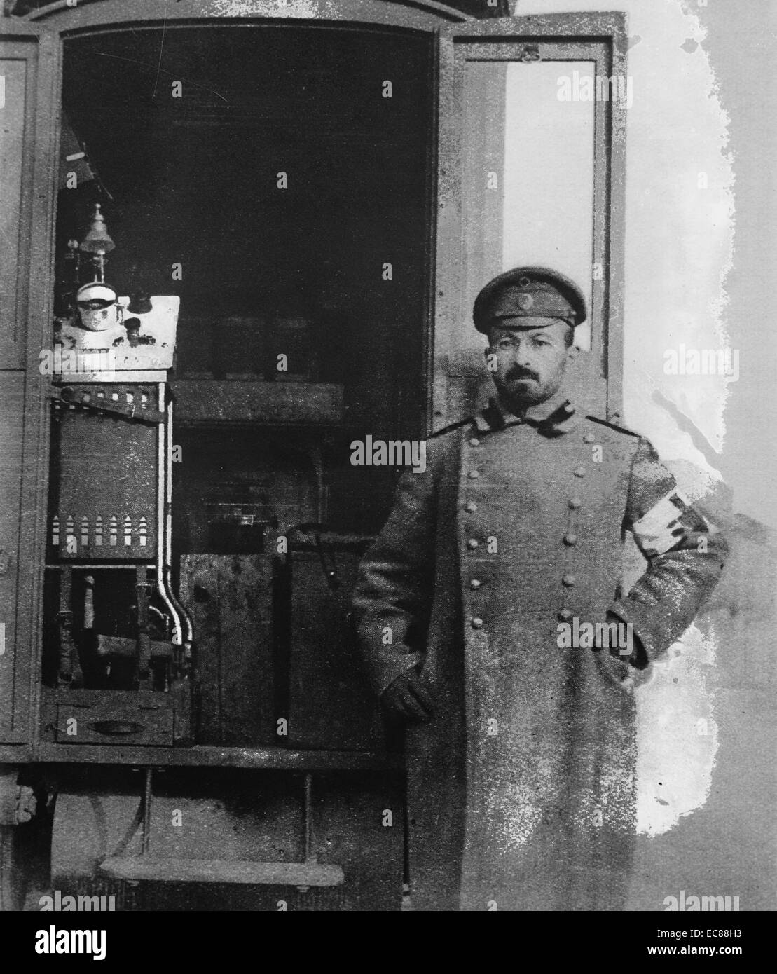 Fotografia di un russo campo raggi X van utilizzato durante la Prima Guerra Mondiale. Datata 1913 Foto Stock