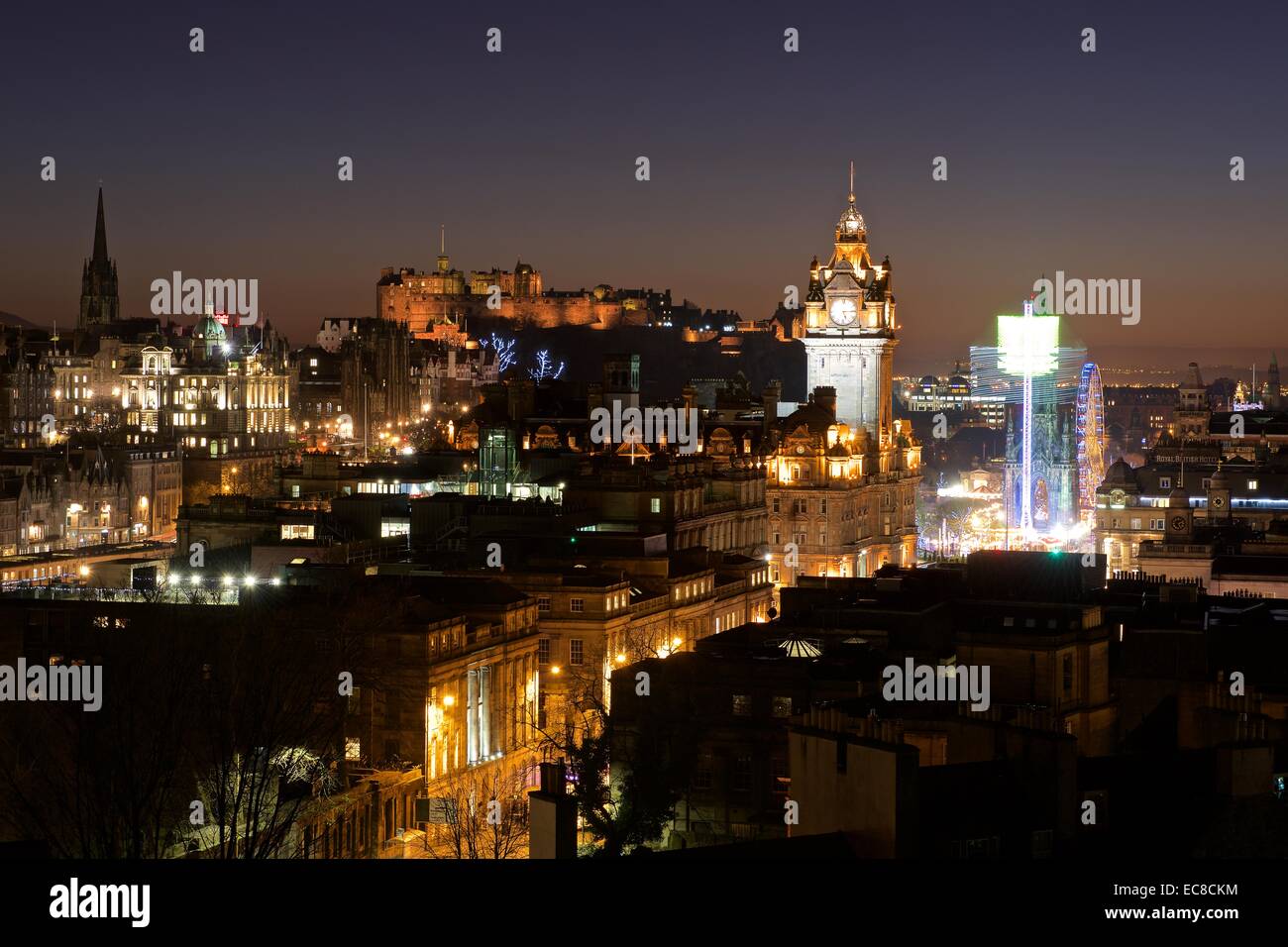 Edinburgh skyline notturno Foto Stock