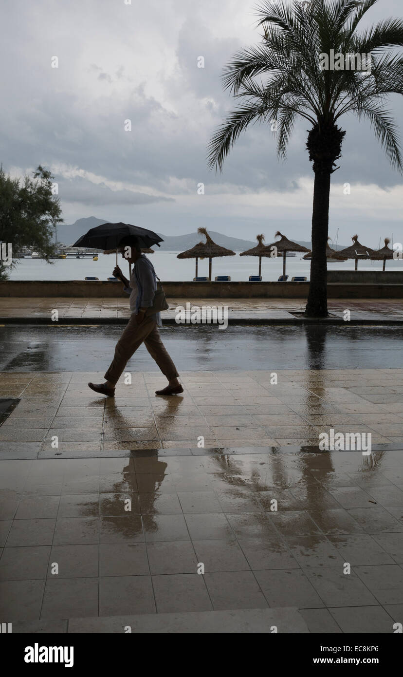 Rainy day Puerto Pollensa, Maiorca, SPAGNA Foto Stock