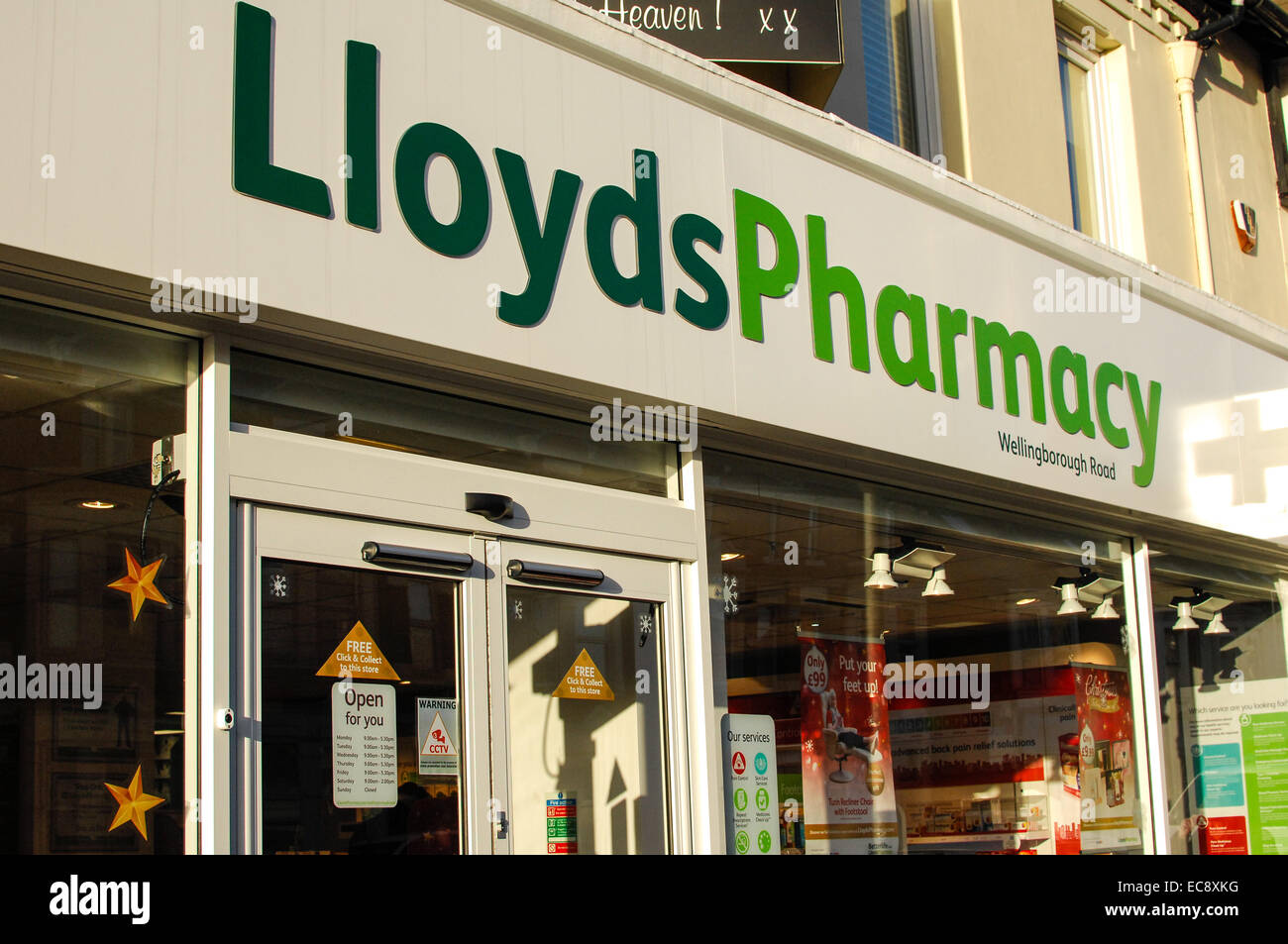 Lloyds farmacia edificio segno Foto Stock