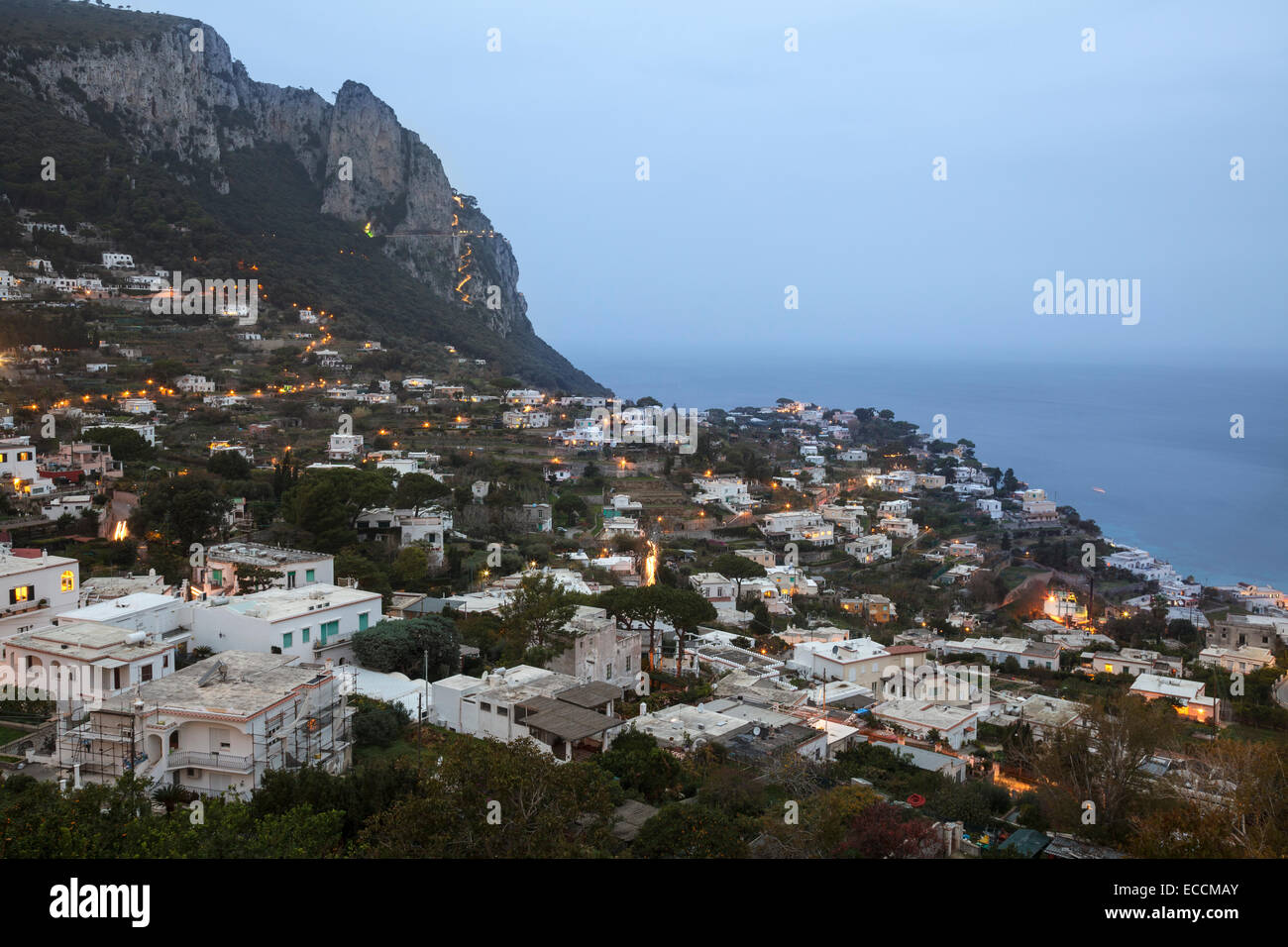 Vew su Capri con il Monte Solaro, Capri, Campania, Italia Foto Stock