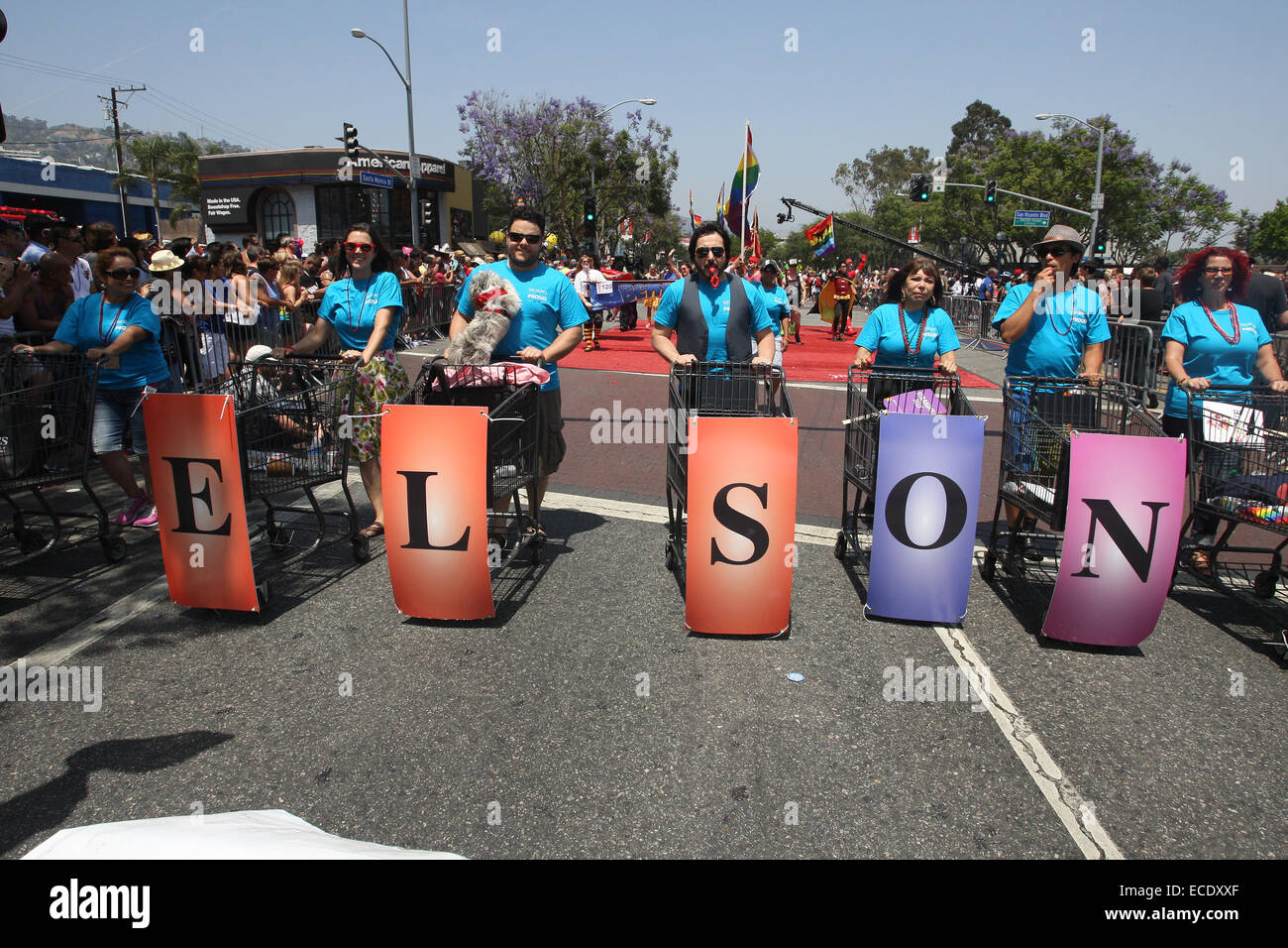 West Hollywood Gay Pride Parade dotate: atmosfera dove: West Hollywood, California, Stati Uniti quando: 09 Giu 2014 Foto Stock
