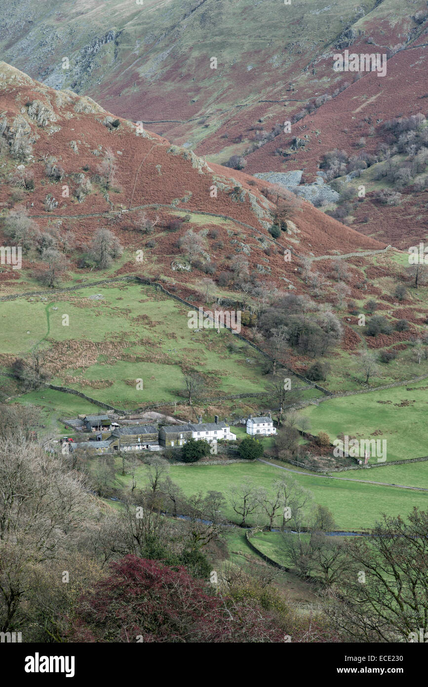 Troutbeck Park Farm costruzione di sedersi all'estremità meridionale della linguetta a Troutbeck vicino a Windermere nel Lake District inglese. Foto Stock