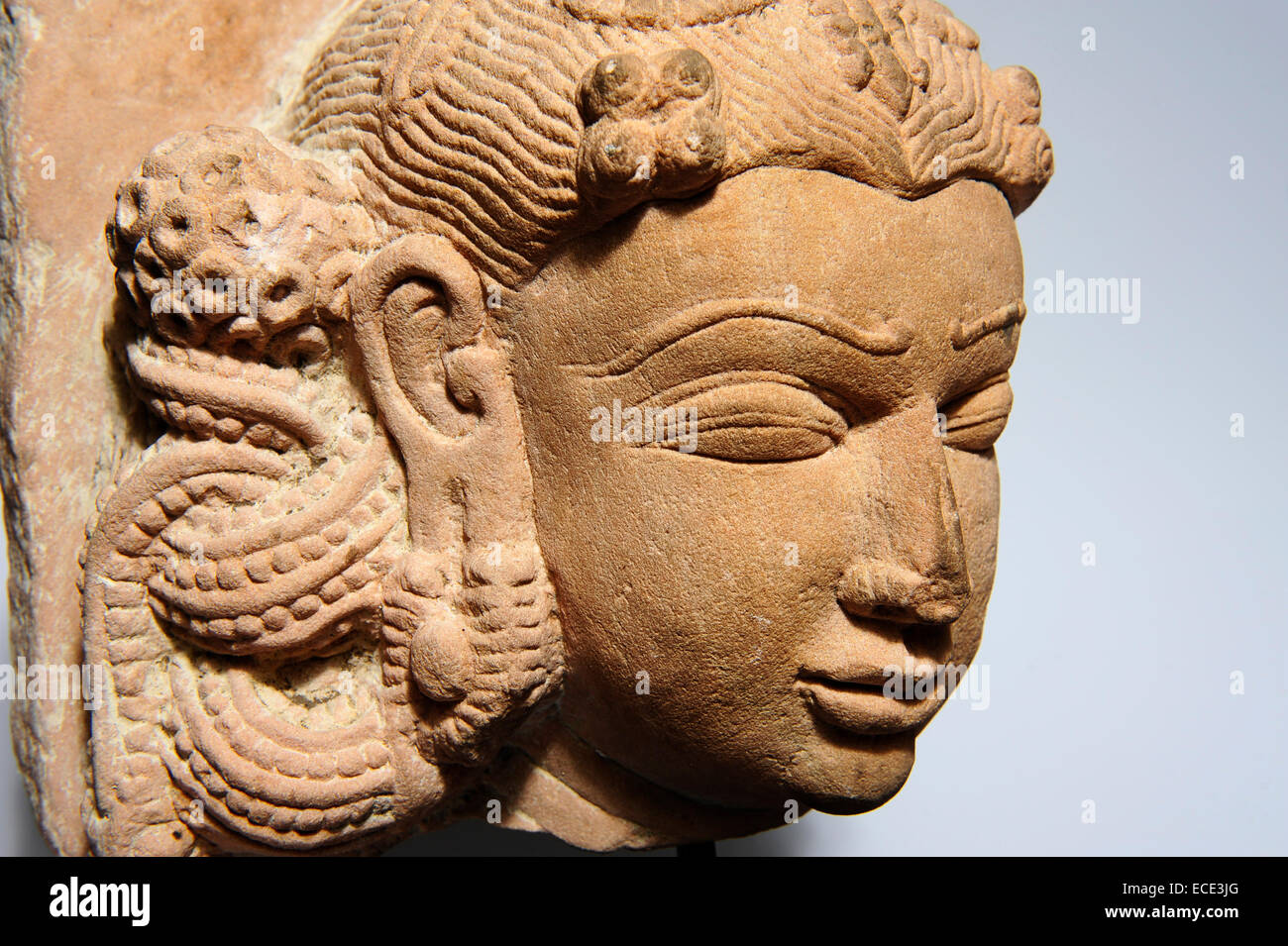 Antiche divinità Indù, fatte di pietra, dall'India Foto Stock