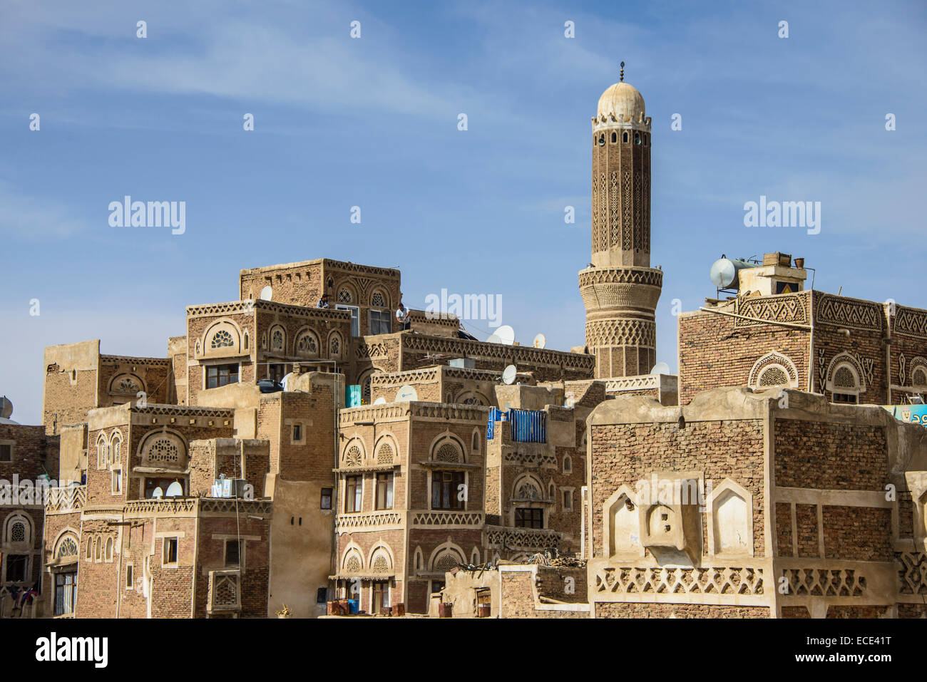 Il minareto della vecchia città di Sana'a, Sito Patrimonio Mondiale dell'UNESCO, Sana'a, Yemen Foto Stock