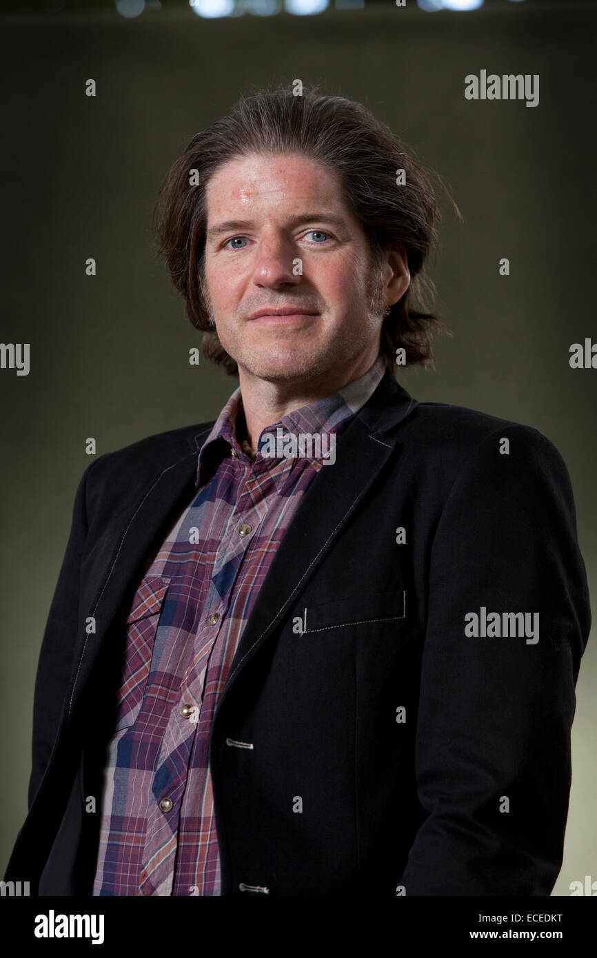 Charles 'Charlie' Adlard, il British fumetto artista, noto per il suo lavoro su libri come The Walking Dead e selvaggio, all'Edinburgh International Book Festival 2014. Edimburgo, Scozia. 17 Agosto 2014 Foto Stock