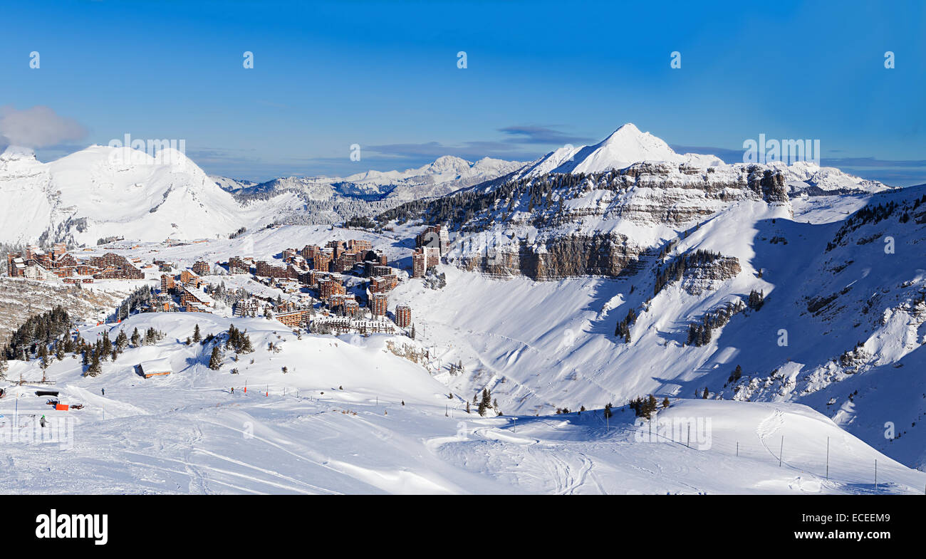 Vista del Avoriaz, Portes du Soleil Foto Stock