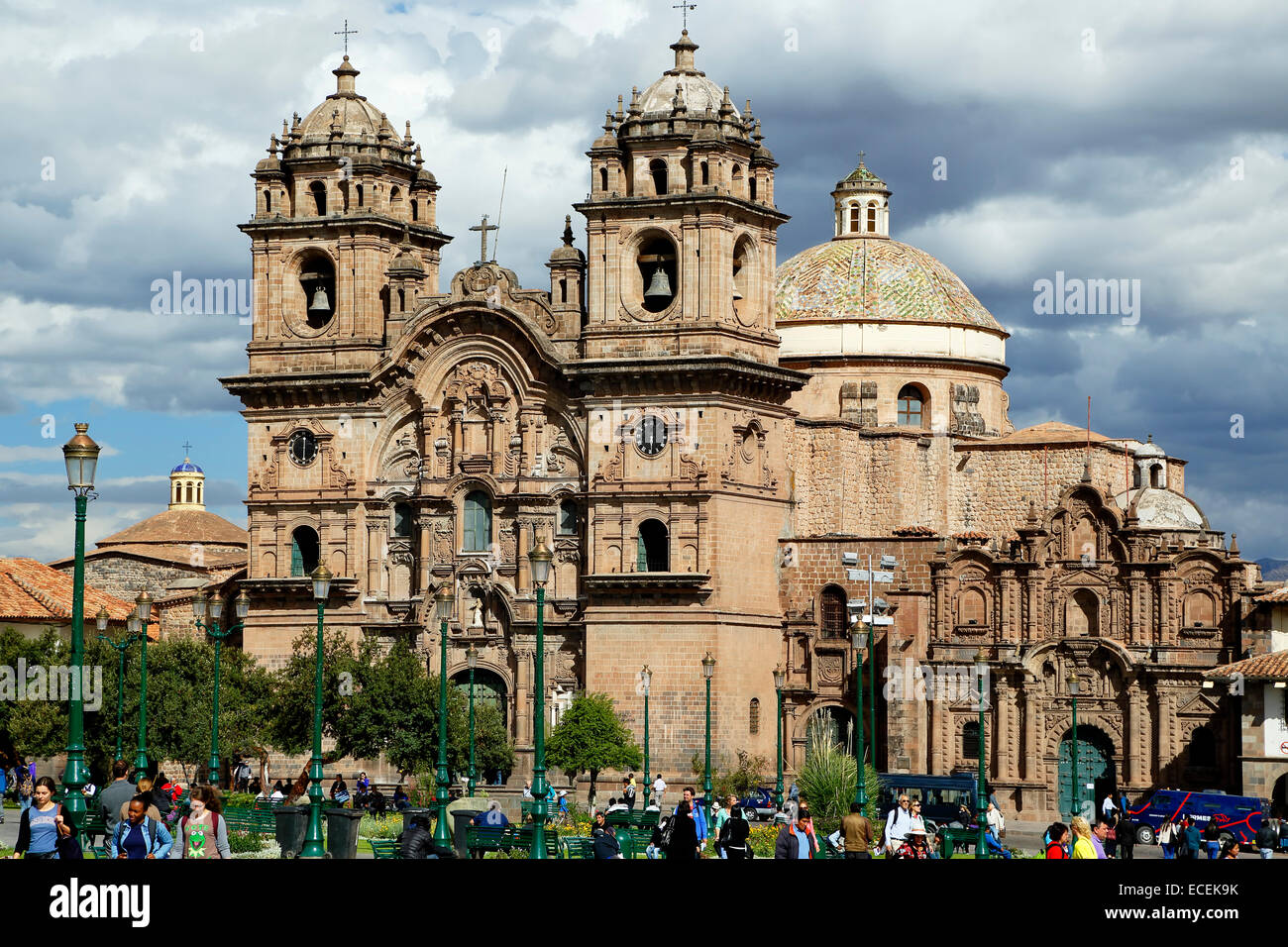 La Compania de Jesus (la Compagnia di Gesù) Chiesa sulla Plaza de Armas, Cusco, Perù Foto Stock