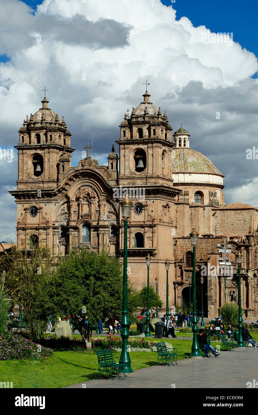 La Compania de Jesus (la Compagnia di Gesù) Chiesa sulla Plaza de Armas, Cusco, Perù Foto Stock