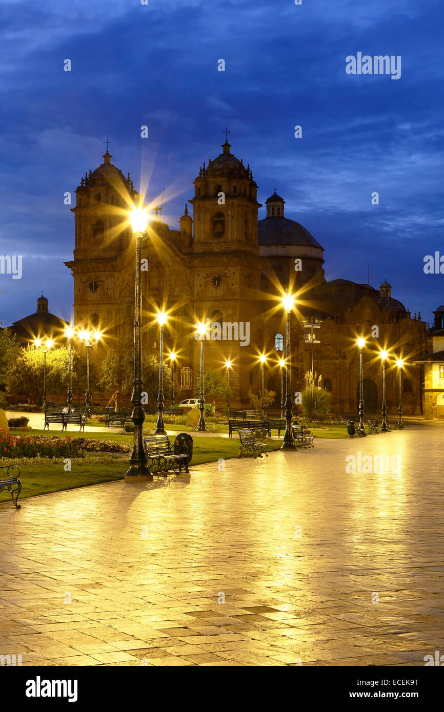 La Compania de Jesus (la Compagnia di Gesù) Chiesa sulla Plaza de Armas, Cusco, Perù Foto Stock