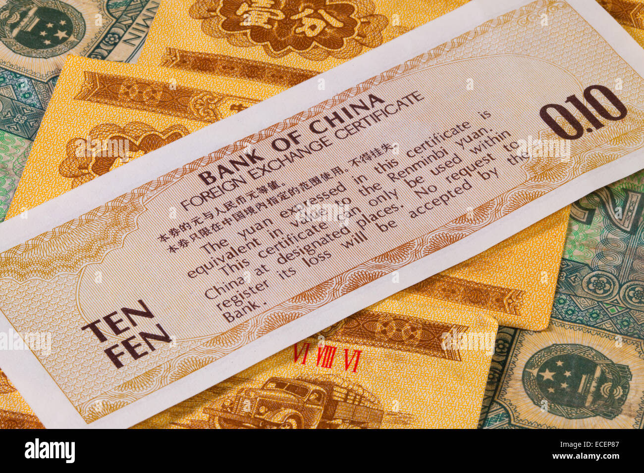 Juan differenti banconote provenienti dalla Cina sul tavolo Foto Stock