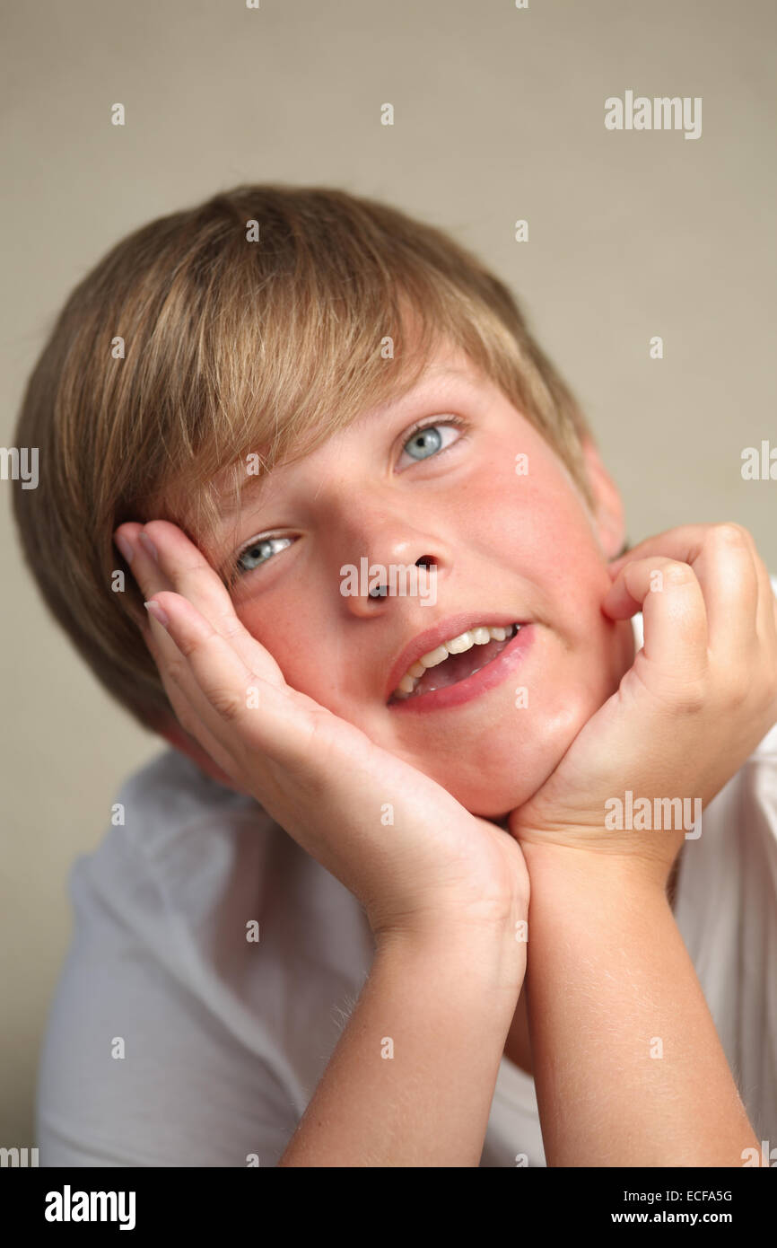 che tira i fronti Foto Stock