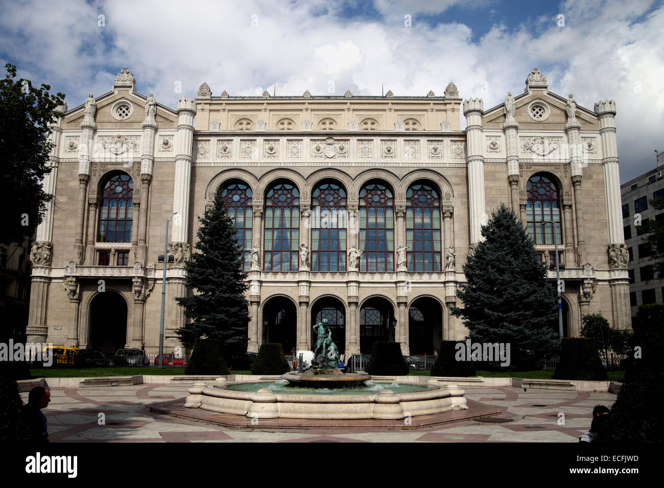 Vista del paesaggio di Vigado concert hall Budapest Ungheria Foto Stock