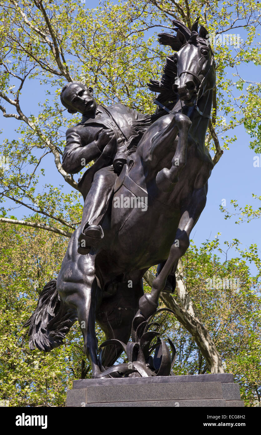 Statua di Jose Julian Marti nel Central Park di New York City Foto Stock