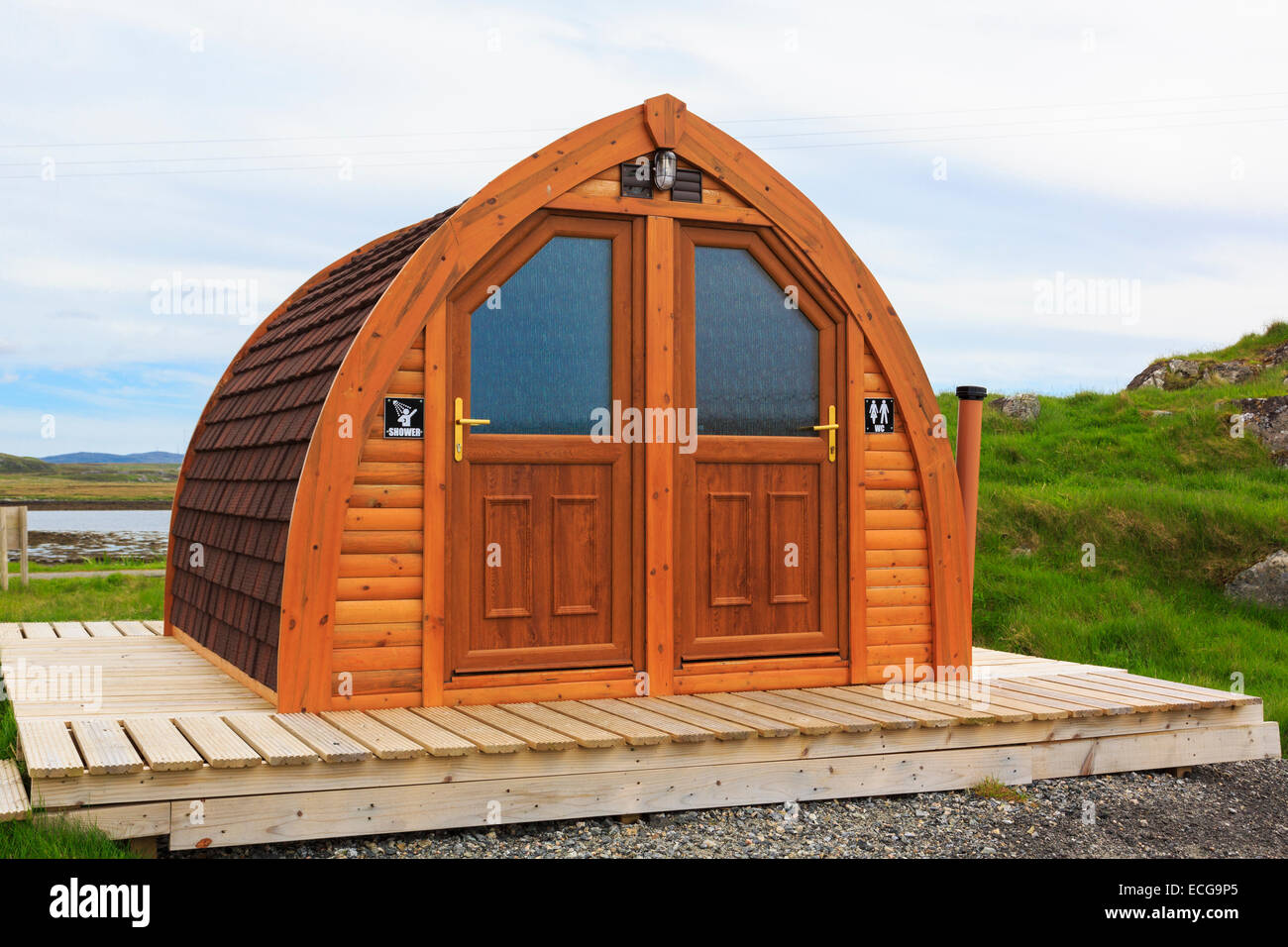 Campeggio in legno pod per i bagni e le docce in un campeggio di Calanais, isola di Lewis, Ebridi Esterne, Western Isles, Scotland, Regno Unito Foto Stock