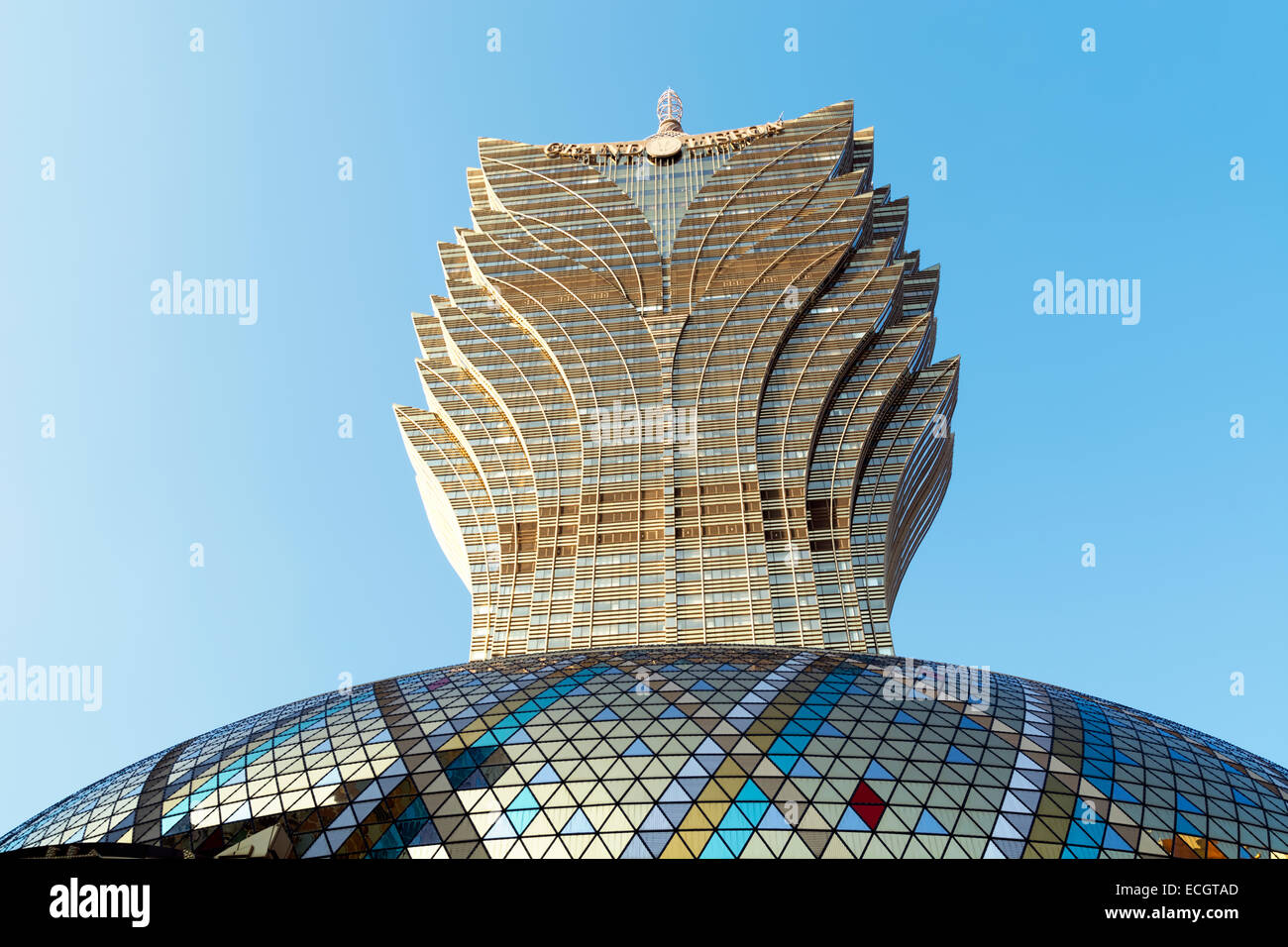 Macao, Cina - Novembre 16,2014: il Grand Lisboa di Macao. Grand Lisboa è un 47-pavimento, hotel a Macau, possedute da Sociedade de tu Foto Stock